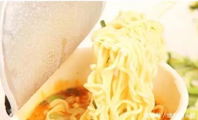 国内最好吃的4款泡面,康师傅居然未上榜,来看看你吃过哪几种!