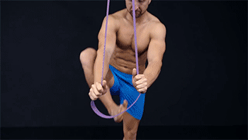 过杠|成年男人1次做多少个引体向上才算合格?