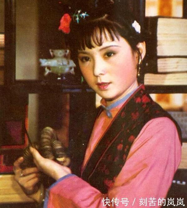 鸳鸯|《红楼梦》中这几个性情刚烈的丫鬟, 你最喜欢哪一个
