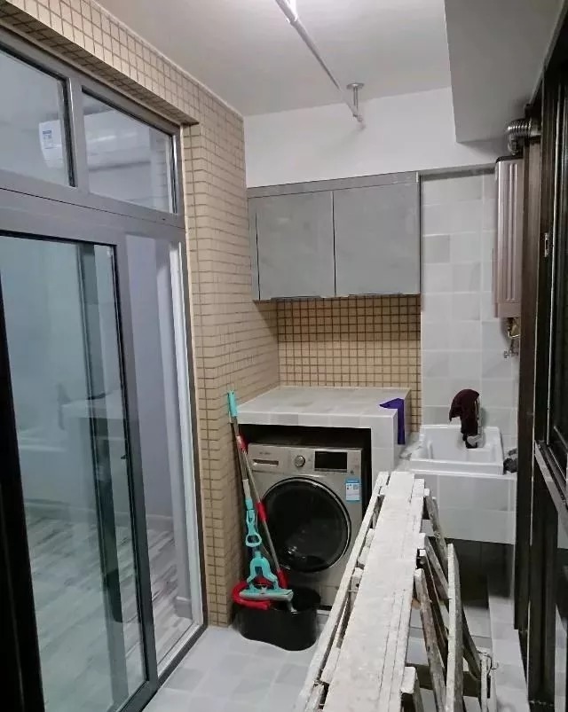 靠谱|找亲戚装修就是靠谱!93㎡装修花了5万,打扫干净通风中,先晒晒