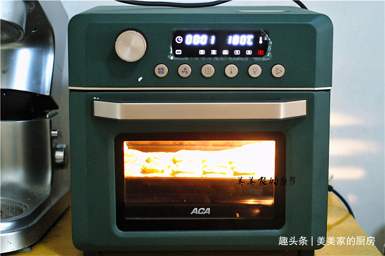 减肥族的最爱，超低热量饼干！不放黄油也酥香，麦香浓郁特过瘾！