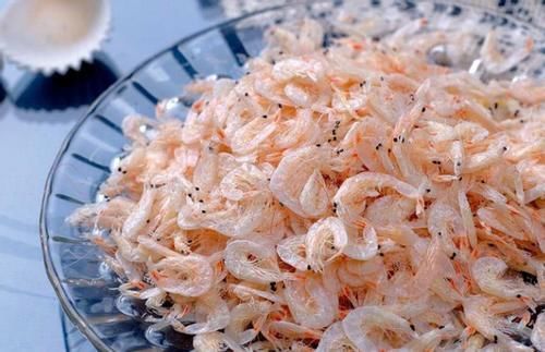 一样是虾皮,买黄的还是买白的,品质相差大,以后不要乱买了