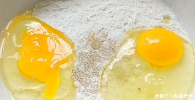 春天多给孩子做这小饼，不用水不用油，清热去火助消化，简单家常