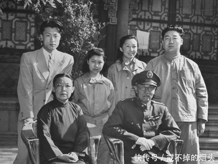 孩子|阎锡山娶的十四岁小妾,为自己生了五男一女,却让孩子管她叫姨妈