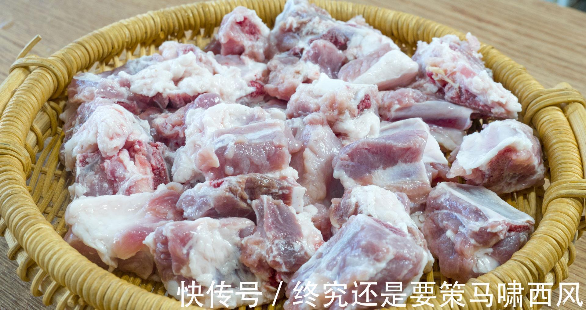 1家4口的晚餐，荤素搭配，有鱼有肉，比在外面吃的好，还实惠