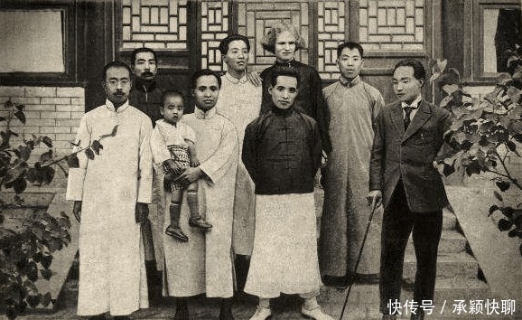 莫名其妙|鲁迅一生最大的败笔,害得儿子莫名其妙挨了顿臭骂,只怪一片好心