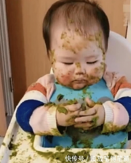 妈妈|妈妈让爸爸给宝宝喂饭,没想到却看到这样一幕,妈妈要被气炸了