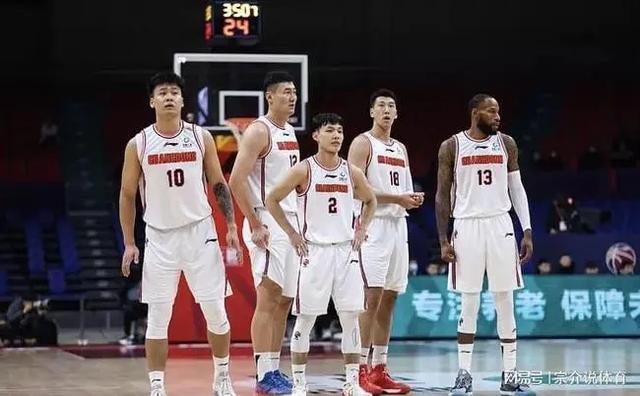 广东队|掉出联盟前五揪出最菜1人,频拖易建联后腿,22岁神射手恐遭弃用