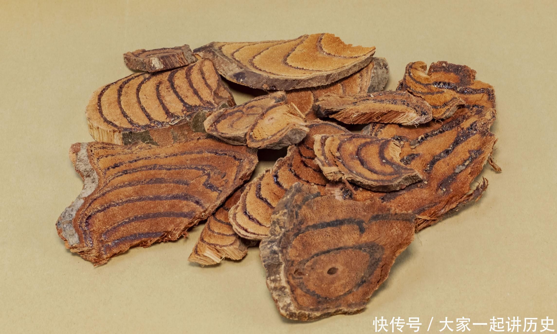 气血|祛淤血、生新血、补气血,李时珍称此物还能安五脏、宣筋络