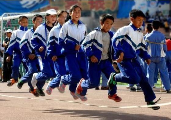 男生|初中生“身高”标准公布,达到这个数才算合格,你达标了吗?