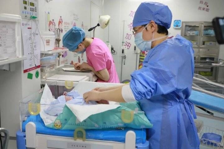 无痛|愿妈妈的爱没有疼痛，带你了解艾玛无痛分娩