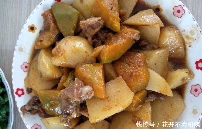 每月|请表婶来家当保姆,饭做成这样不敢说,每月给两千她还不乐意