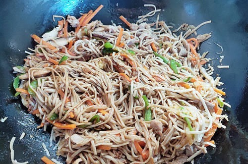 脂肪|脂肪最怕“它”，减脂期间要多吃，清肠刮油排宿便，腰肢也变细了