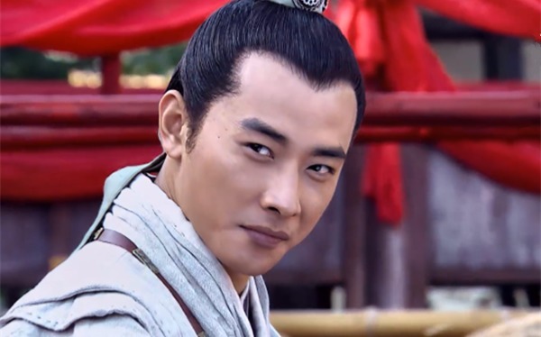 此人年仅十七,擒杀梁山六将,击败林冲杨志,唯独不敌大刀关胜