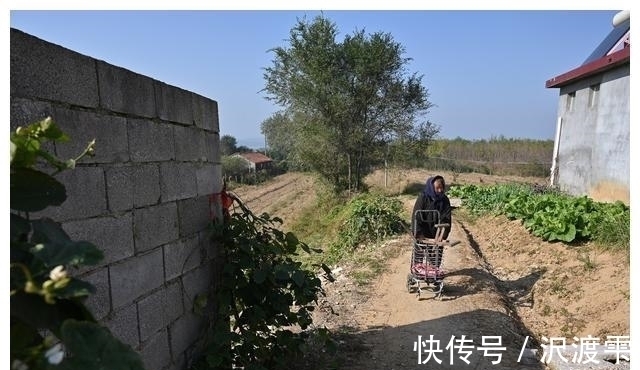 秘诀|100岁奶奶,饭前习惯特殊,至今满头黑发,看长寿秘诀是啥