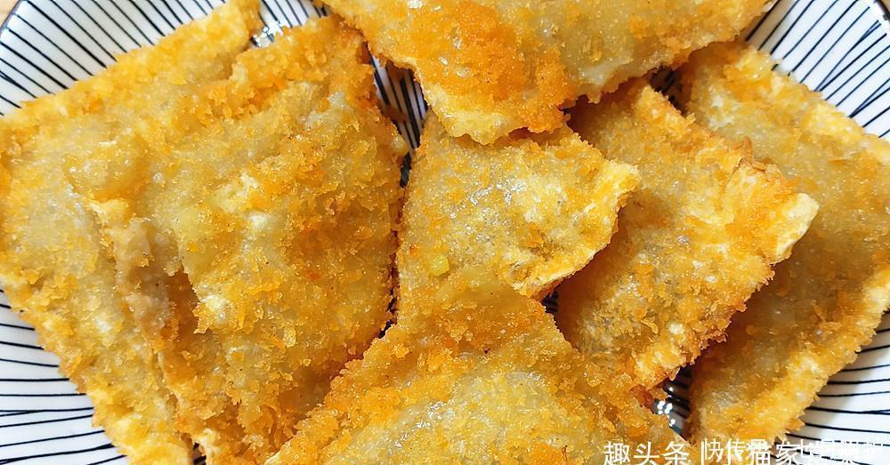 几张馄饨皮2根香蕉，做一盘“香蕉派”，成本也就几元钱，特划算