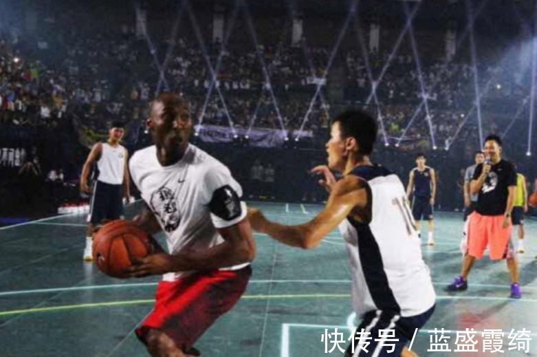 马布里|科比的中国两大门徒,一位篮球生命得延续,一位与科比单挑中得分!