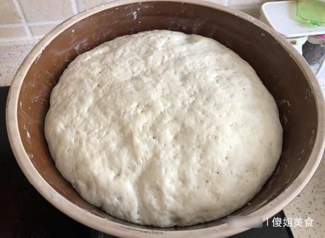 面食|我家发面时只放“2样”，8分钟发满盆，蒸出的馒头比买的还好吃