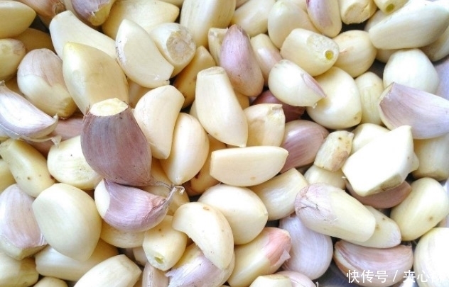  眉毛|大蒜切两片，在眉毛上擦一下，有不为人知的好处，学会受用一生！