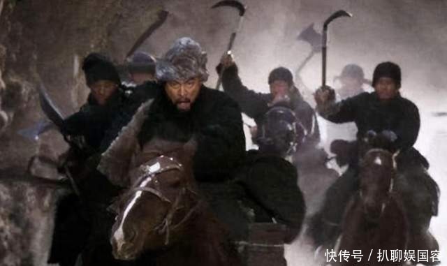 古代考生盘缠丰厚,为何土匪不打劫?土匪:你不看他腰间绑啥?