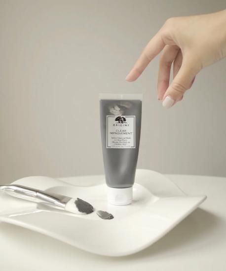 皮肤爱出油经常长闭口？那是你没选对清洁面膜吧！