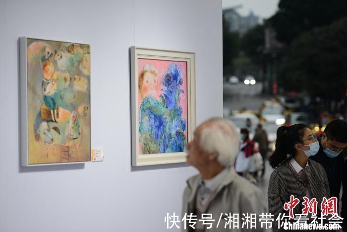 艺术家AnnaSilivonchik！白俄罗斯艺术家AnnaSilivonchik个展《幻·城》亮相山城重庆