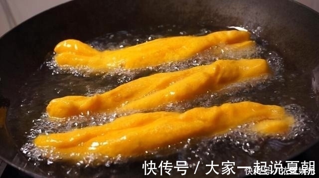 面团|红薯也能做油条，很多人不知道，不用泡打粉，蓬松酥脆好吃