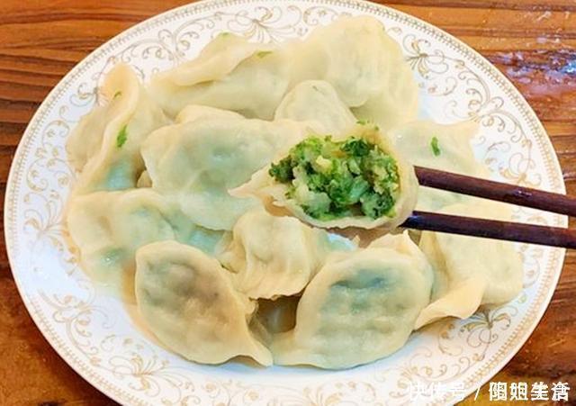 饺子|夏天，用它包饺子，比韭菜豆角鲜，再贵也要吃，我家一周吃4次