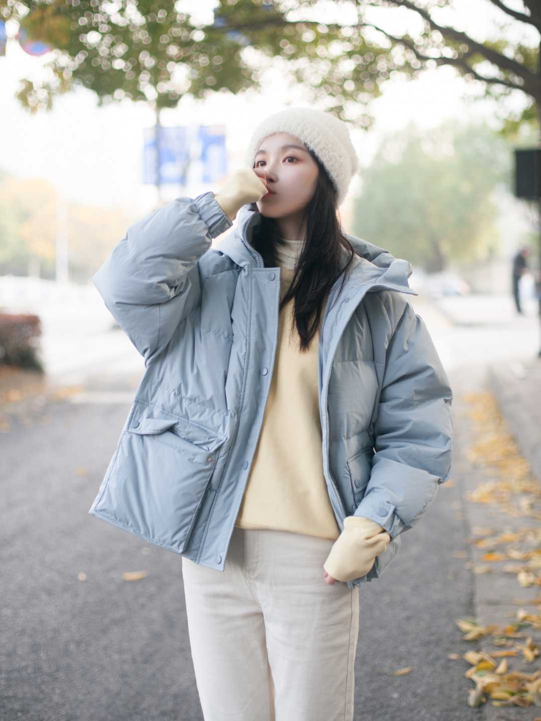 衣身 彩色羽绒服怎样选才不浮夸,照搬照抄这几种颜色,上身效果超棒