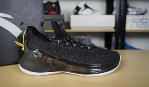 贩子|罕见没有被贩子炒上天的国产实战！为何它200多就能入手？