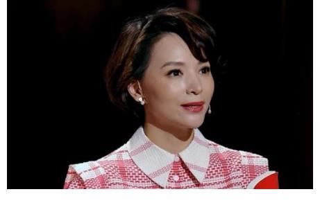 龙洋|当红央视一姐，董卿为何连续四年缺席春晚，究竟是什么样的原因？