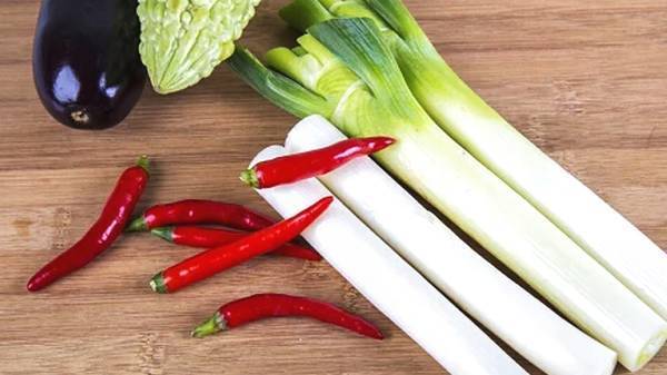 肝炎|普通三种“蔬菜”炒着吃,肝一天比一天干净,肝炎、肝硬化绕道走