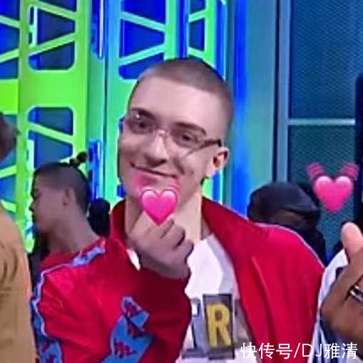 王一博|这街4录制现场,王一博一个动作,粉丝集体坐不住了