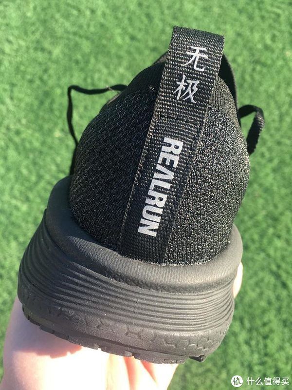 陪跑|蛋说无妨 篇二十:从夏日赤道红到冬日无极黑,R2陪跑一整年