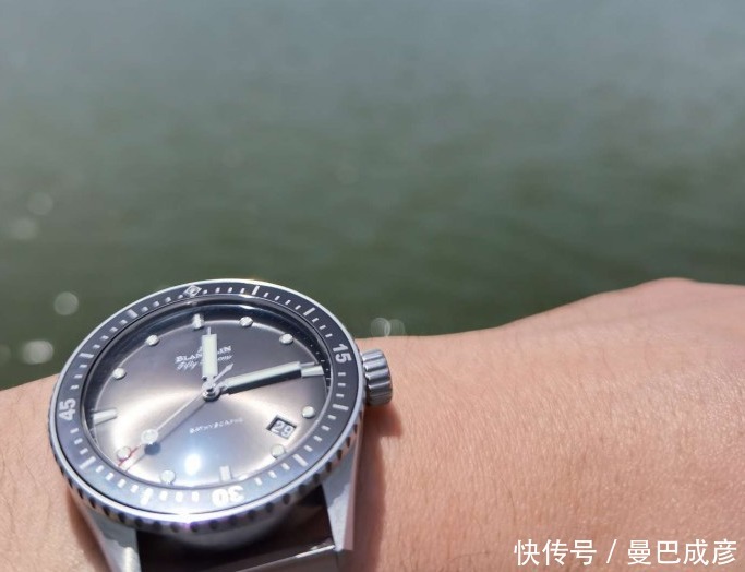 绿鬼|劳力士绿水鬼被过度神话，还是宝珀新五十噚潜水表更香