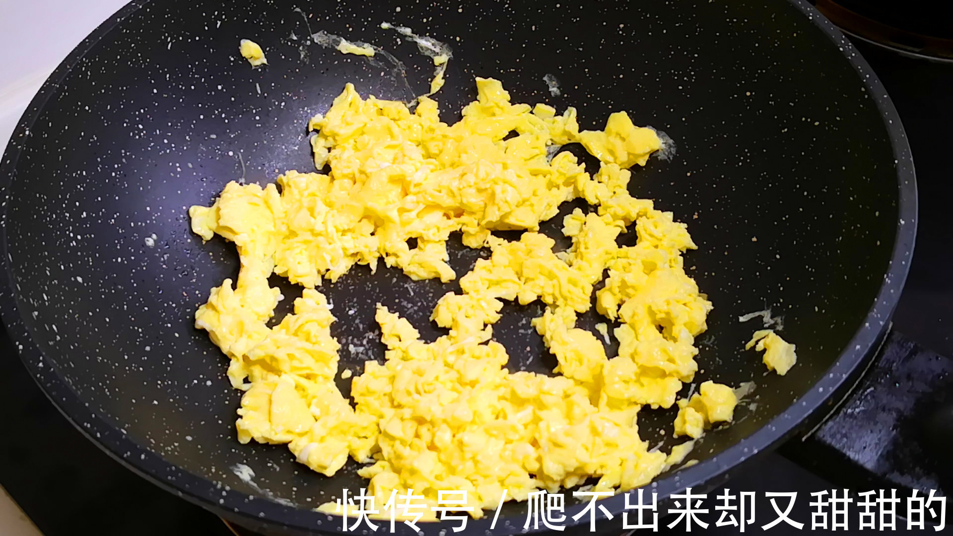 立秋吃饺子，就馋此馅，8块钱包一锅，比韭菜和芹菜都鲜，真香
