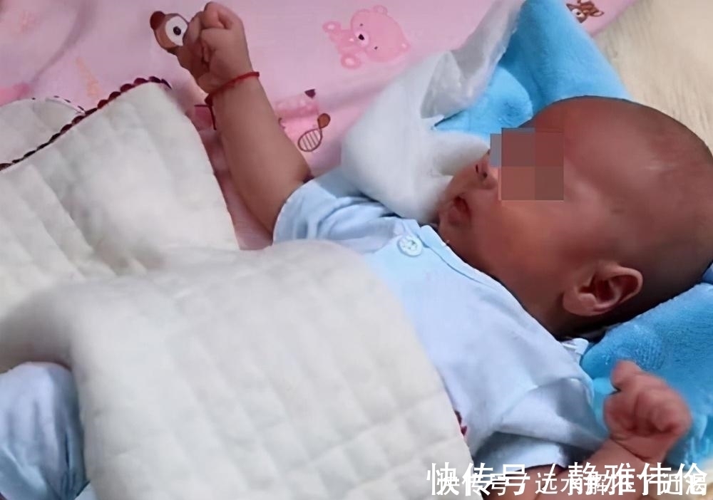 差距|龙凤胎姐弟,姐姐喝奶粉,弟弟吃母乳,几个月后差距太明显