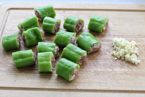 尖椒|辣椒太辣无从下口？不妨试试这做法，免油炸辣味全无，小孩都能吃