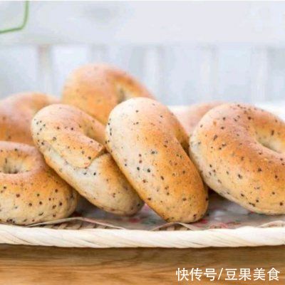 藜麦|藜麦贝果健康营养、不油不腻，一家人晚饭吃真舒服