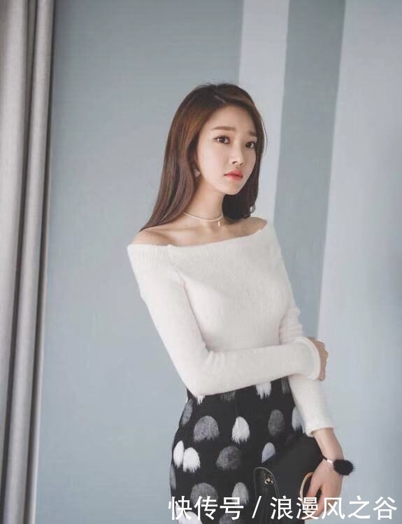 凹凸|街拍:清爽飘逸灵动的小姐姐,凹凸曼妙,走在街头显得格外自信!