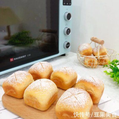 日式牛奶面包卷，奶香浓郁??烘焙路上必做