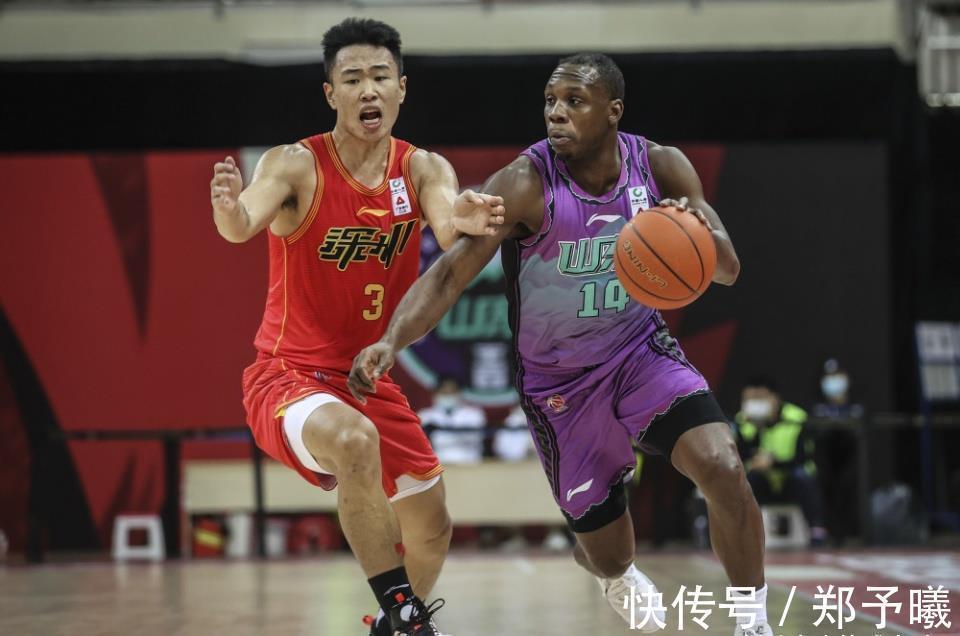 规则|哈德森太狠了!无视CBA规则拒绝签约,或离开中国篮坛