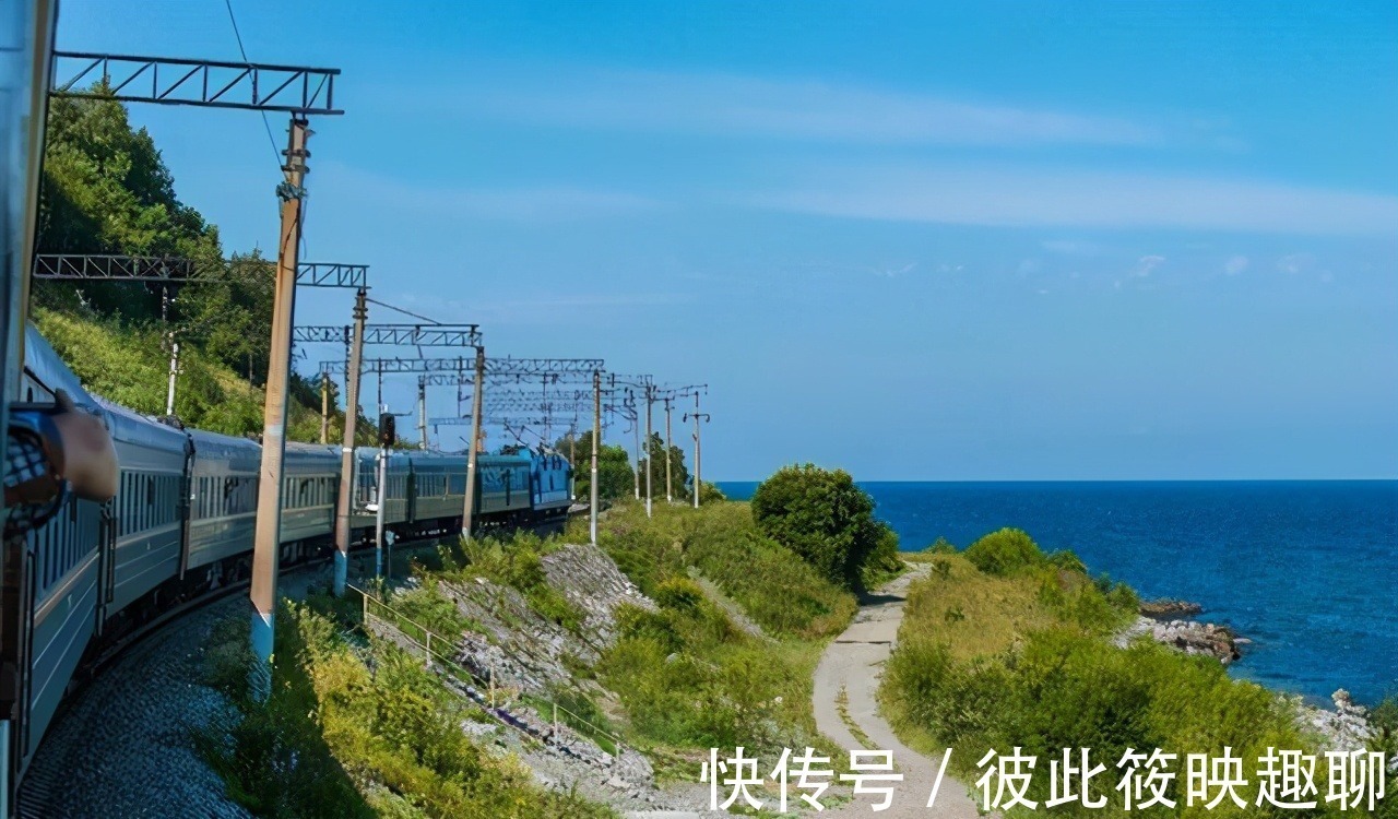 专列|国内开行里程最长的列车，坐一趟要六天五夜，一张票价高达六千元