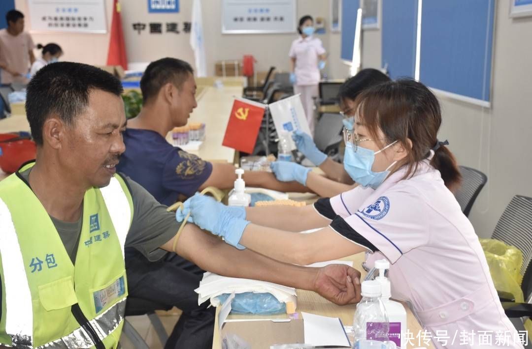 建筑|送健康、送清凉……四川这个建筑工地给工友“发福利”