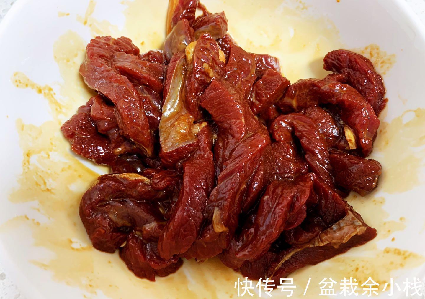 白洋葱|西餐厅招牌黑椒牛柳意面,学会此配方,1天3顿都吃不腻,特好吃