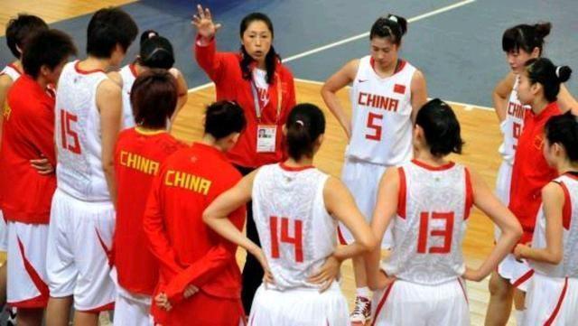 许利民|亚洲杯女篮主力阵容确定！女版韦德进首发，郑薇替许利民复仇日本