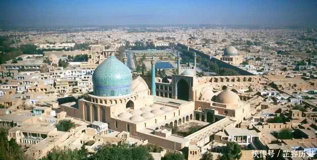 石头|帖木儿墓中有一块绿色石头，曾被运往伊朗，学者石头来自明朝