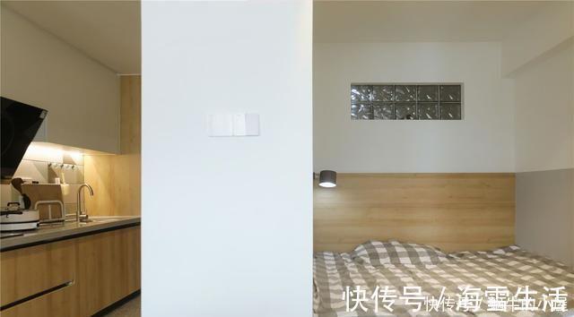 电视|沙发做隔断，电视装落地窗上，30㎡小家照样功能齐全，简约精致！