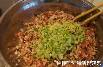 芹菜|过年包饺子就用此菜，比芹菜营养比韭菜香，我家一周3次吃不够