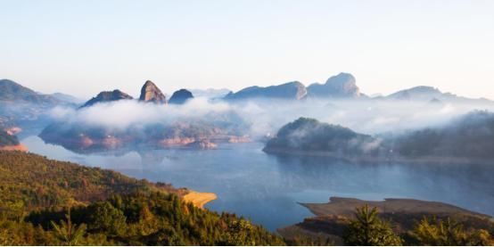 早白垩世|距今为7000万年的丹霞地貌奇观，有着全国独一无二的登山之道